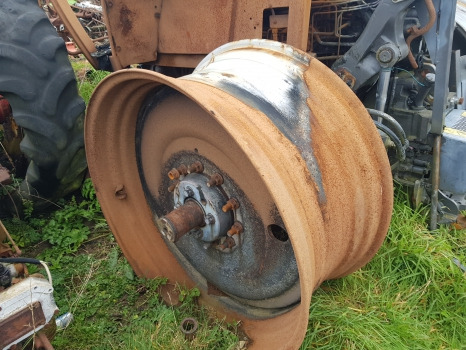 Massey Ferguson 7719, 7719s, 7720, 7620, 7619 Rear Wheel Rim 20x42 4355999m92 - Rim for Agricultural machinery: picture 1 Massey Ferguson 7719, 7719s, 7720, 7620, 7619 Rear Wheel Rim 20x42 4355999m92 - Rim for Agricultural machinery: picture 1