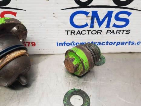 Merlo Tf35.7 Cs 115 Front Axle King Pin Bottom 98191, 098173, 098181, 011648aa - Suspension: picture 3 Merlo Tf35.7 Cs 115 Front Axle King Pin Bottom 98191, 098173, 098181, 011648aa - Suspension: picture 3