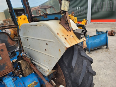 Cab Sold Ford 2600, 3600, 4600, 4610 Complete Fritzmeier Cab M901 Sold: picture 10 Cab Sold Ford 2600, 3600, 4600, 4610 Complete Fritzmeier Cab M901 Sold: picture 10