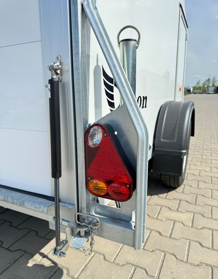 DEBON Cargo 1300 + drzwi boczne | DMC 1300kg - Closed box trailer: picture 5 DEBON Cargo 1300 + drzwi boczne | DMC 1300kg - Closed box trailer: picture 5