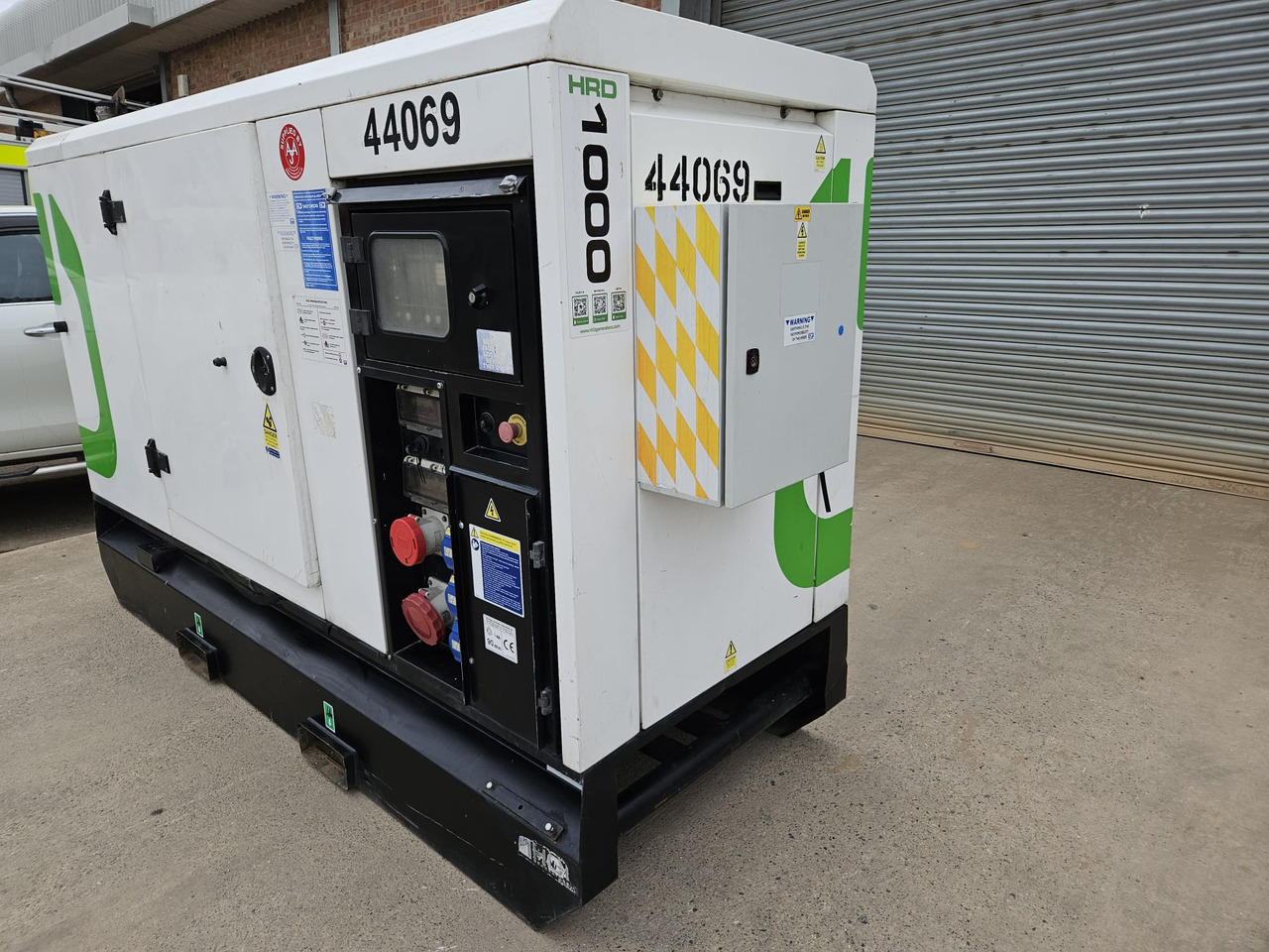 HGI 100KVA PERKINS GENERATOR DIESEL SILENT RENTAL SPECIFICATION HGI 100KVA PERKINS GENERATOR DIESEL SILENT RENTAL SPECIFICATION - Generator set: picture 1 HGI 100KVA PERKINS GENERATOR DIESEL SILENT RENTAL SPECIFICATION HGI 100KVA PERKINS GENERATOR DIESEL SILENT RENTAL SPECIFICATION - Generator set: picture 1