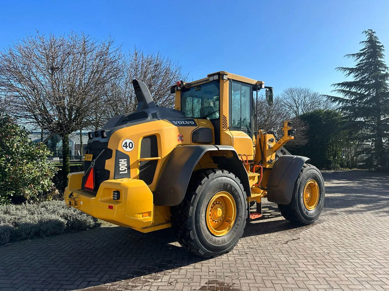Volvo L90 H - Wheel loader: picture 4 Volvo L90 H - Wheel loader: picture 4