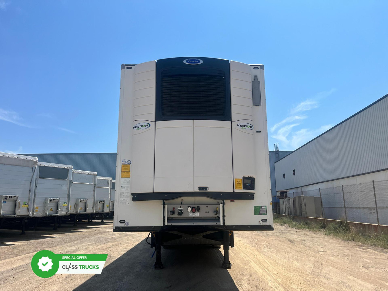 Schmitz Cargobull SKO Double Deck FP 45 Carrier Vector 1550 h2.7m - Refrigerator semi-trailer: picture 2 Schmitz Cargobull SKO Double Deck FP 45 Carrier Vector 1550 h2.7m - Refrigerator semi-trailer: picture 2