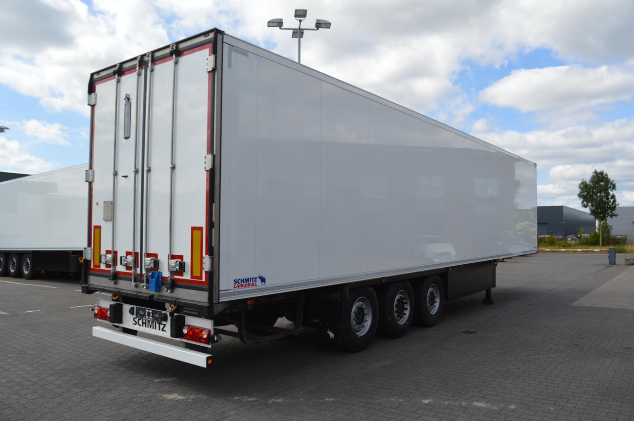 Schmitz Cargobull SKO FP 45 Carrier Vector 1550 - Refrigerator semi-trailer: picture 4 Schmitz Cargobull SKO FP 45 Carrier Vector 1550 - Refrigerator semi-trailer: picture 4