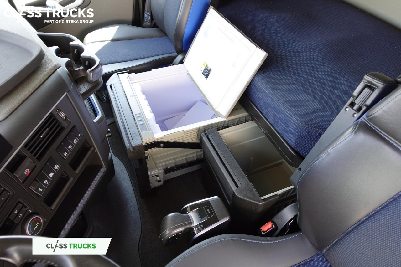 Tractor unit Volvo FH 460 Globetrotter XL i-Save: picture 18 Tractor unit Volvo FH 460 Globetrotter XL i-Save: picture 18