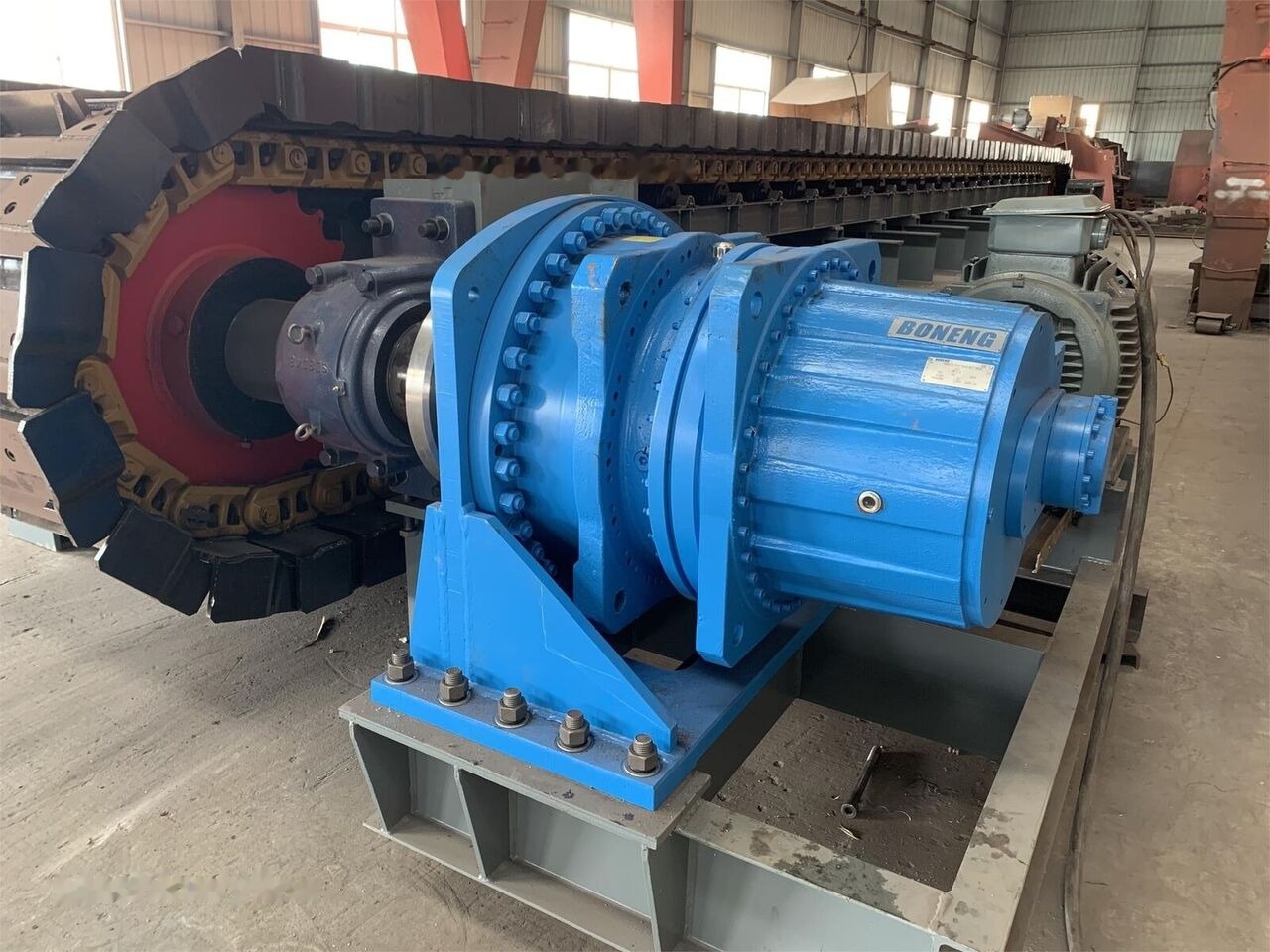 Kinglink WBZ200 Iron/Copper Ore Apron Chain feeder - Conveyor: picture 3 Kinglink WBZ200 Iron/Copper Ore Apron Chain feeder - Conveyor: picture 3