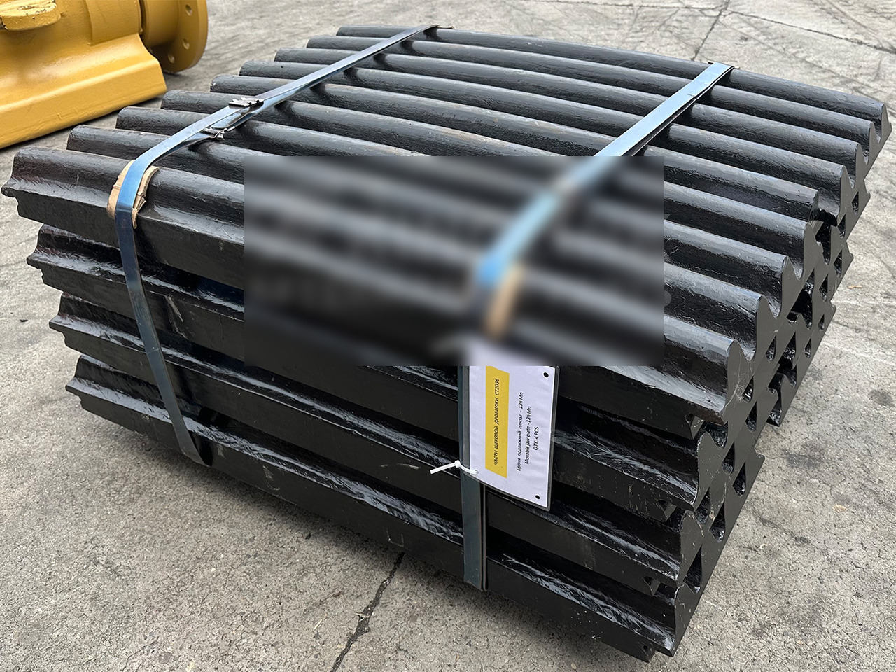 KINGLINK High Manganese Steel Movable Jaw Plates 17003347 for CT2036 Jaw Crusher - Spare parts for Construction machinery: picture 2 KINGLINK High Manganese Steel Movable Jaw Plates 17003347 for CT2036 Jaw Crusher - Spare parts for Construction machinery: picture 2