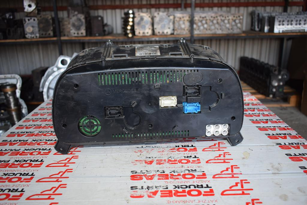 MERCEDES-BENZ ATEGO - Dashboard for Truck: picture 2 MERCEDES-BENZ ATEGO - Dashboard for Truck: picture 2