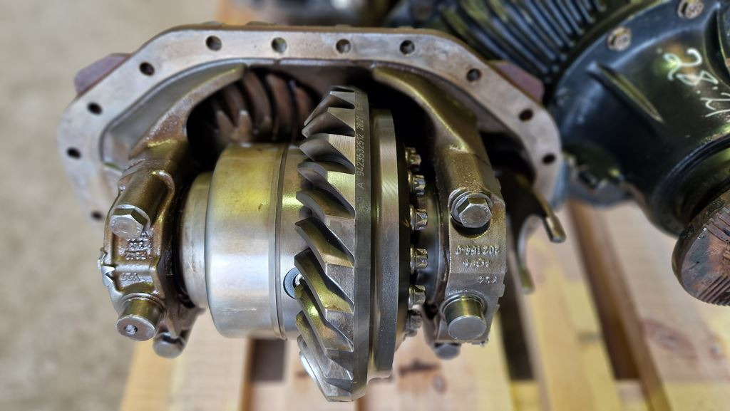 MERCEDES-BENZ EUROPA ACTROS MP2 HL7 21:28 - Differential gear for Truck: picture 3 MERCEDES-BENZ EUROPA ACTROS MP2 HL7 21:28 - Differential gear for Truck: picture 3