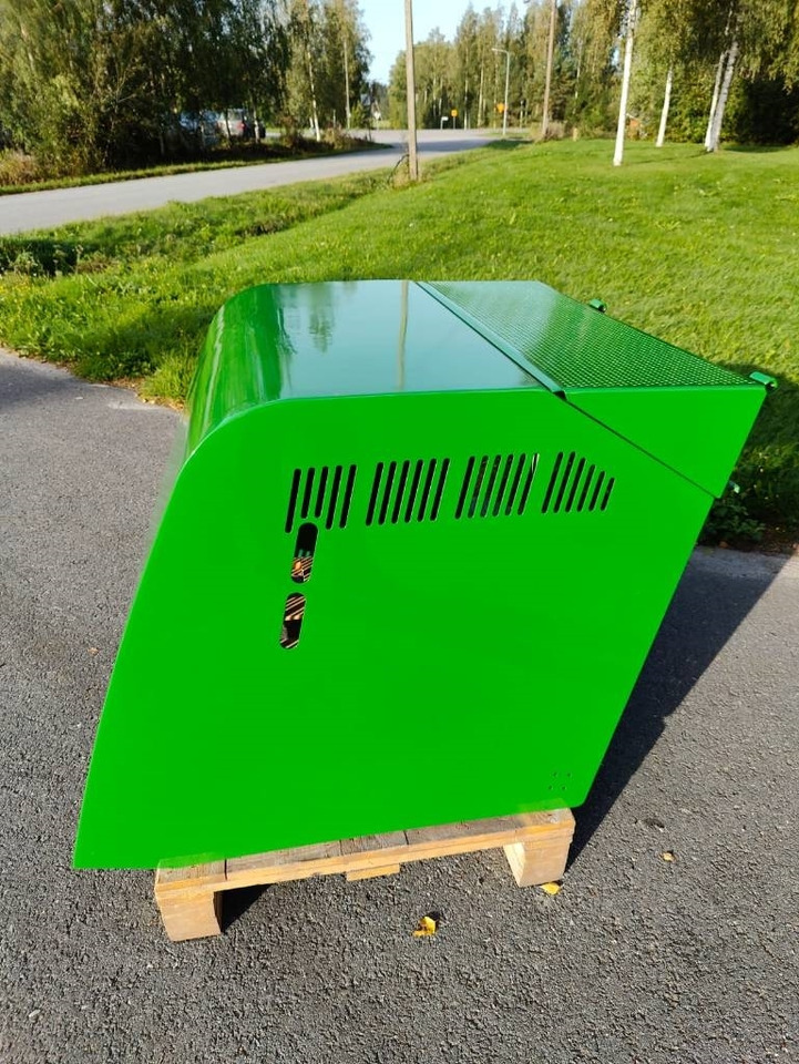 John Deere Hoods For D-serie machines  - Hood for Agricultural machinery: picture 4 John Deere Hoods For D-serie machines  - Hood for Agricultural machinery: picture 4