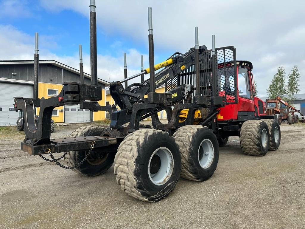 Komatsu 875  - Forwarder: picture 3 Komatsu 875  - Forwarder: picture 3