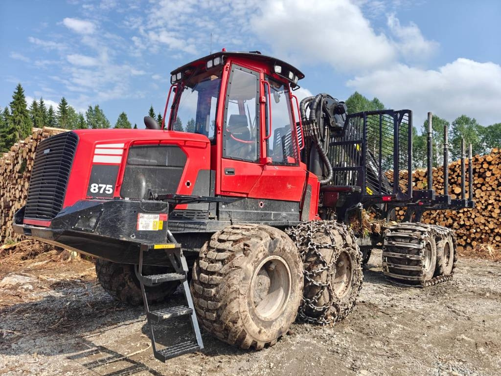 Komatsu 875  - Forwarder: picture 1 Komatsu 875  - Forwarder: picture 1