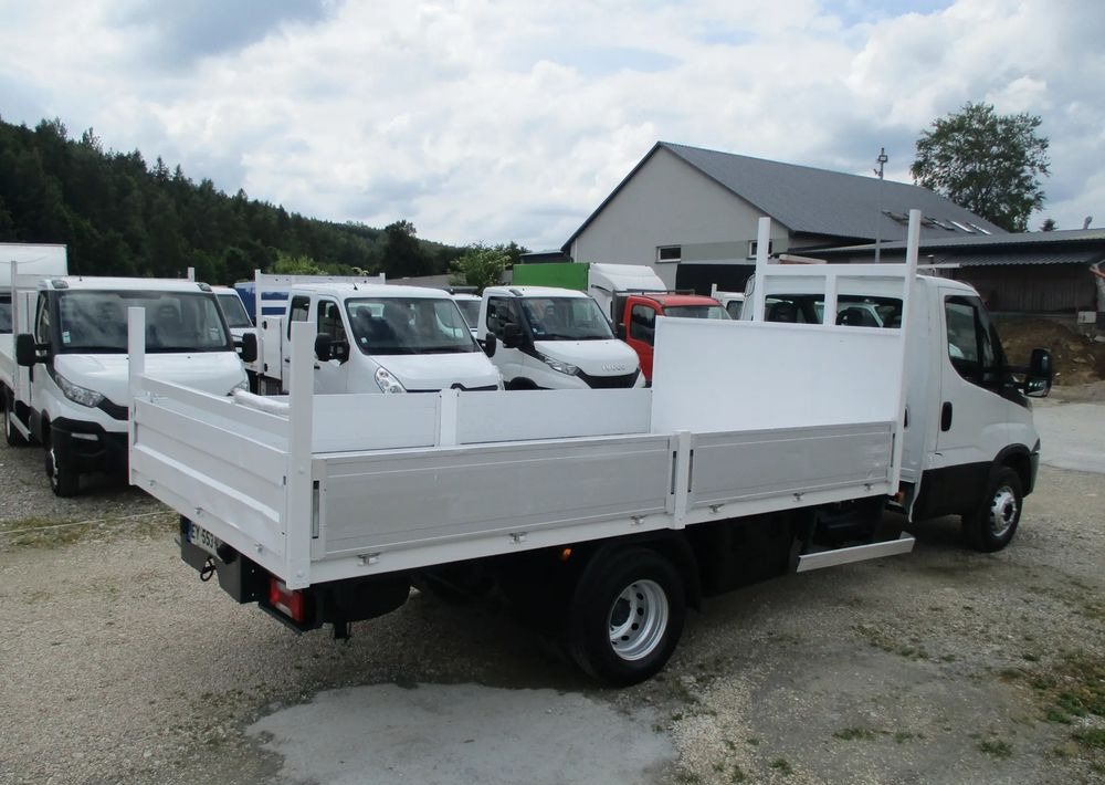 Iveco Daily 3.0 na bliźniaku 70C18 skrzynia, laweta, rama, HDS, 70-180 kiper - Dropside/ Flatbed truck: picture 3 Iveco Daily 3.0 na bliźniaku 70C18 skrzynia, laweta, rama, HDS, 70-180 kiper - Dropside/ Flatbed truck: picture 3