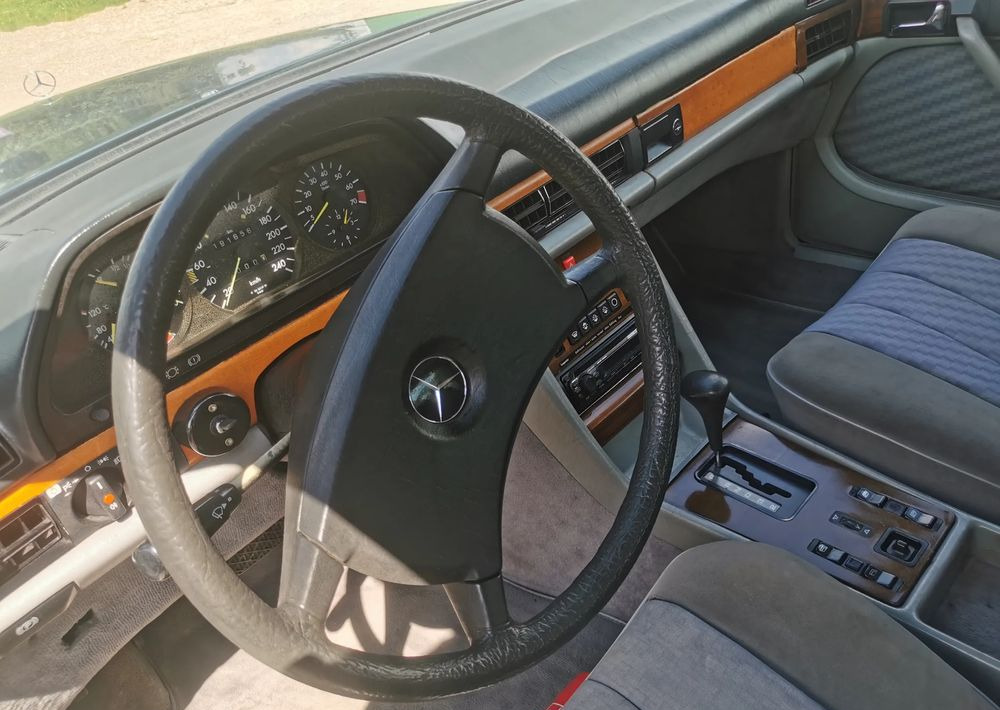 Sedan Mercedes-Benz Klasa S: picture 12 Sedan Mercedes-Benz Klasa S: picture 12