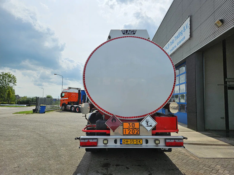 LAG O-3-43 Pt 48.500 L, 6 compartimenten pomp digitale tellers brandstof - Tank semi-trailer: picture 5 LAG O-3-43 Pt 48.500 L, 6 compartimenten pomp digitale tellers brandstof - Tank semi-trailer: picture 5