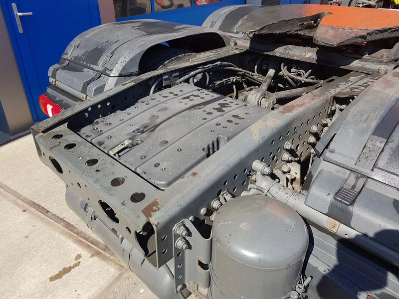 Tractor unit Mercedes-Benz Actros 2542 6x2 Euro 6 Apk TÜV 12-2025: picture 9