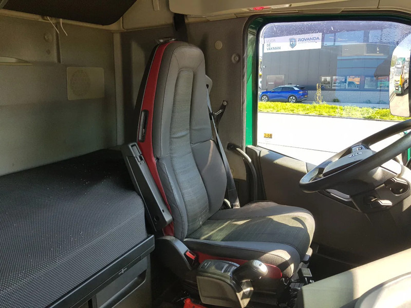 Lease a Volvo FH 500 8x2 Euro 6 Netherlands truck Volvo FH 500 8x2 Euro 6 Netherlands truck: picture 10 Lease a Volvo FH 500 8x2 Euro 6 Netherlands truck Volvo FH 500 8x2 Euro 6 Netherlands truck: picture 10