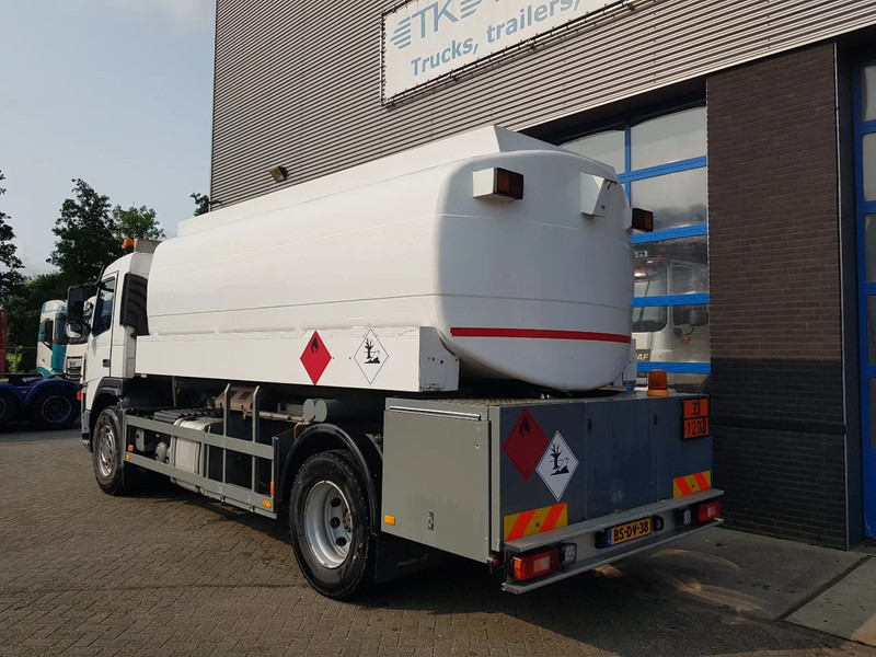 Volvo FM 9.340 Petrol, Diesel 17000 Ltr. 3 Compartementen - Tank truck: picture 4 Volvo FM 9.340 Petrol, Diesel 17000 Ltr. 3 Compartementen - Tank truck: picture 4