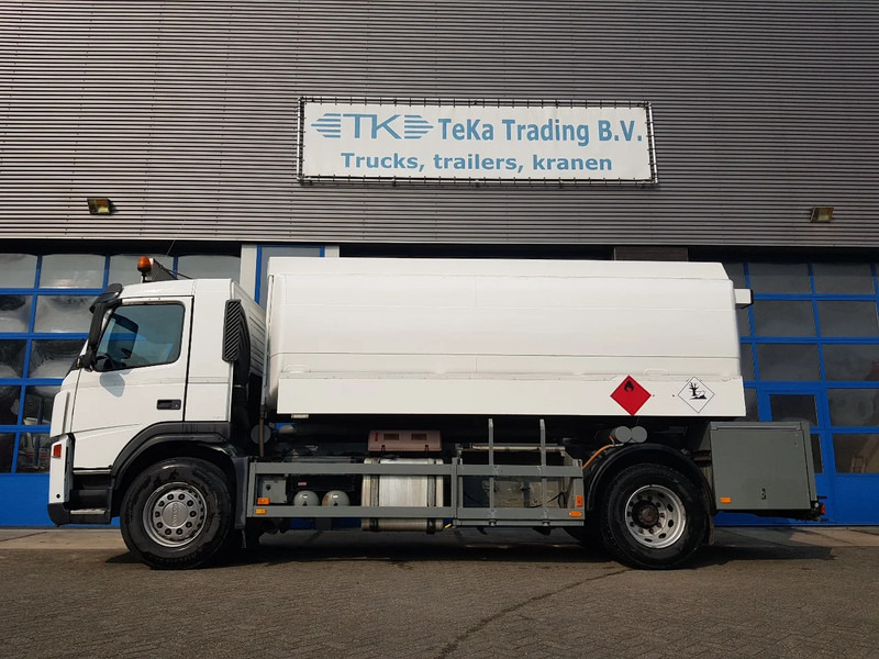 Volvo FM 9.340 Petrol, Diesel 17000 Ltr. 3 Compartementen - Tank truck: picture 3 Volvo FM 9.340 Petrol, Diesel 17000 Ltr. 3 Compartementen - Tank truck: picture 3