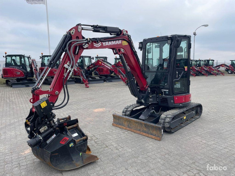 Yanmar Vio33-6 - Mini excavator: picture 1 Yanmar Vio33-6 - Mini excavator: picture 1