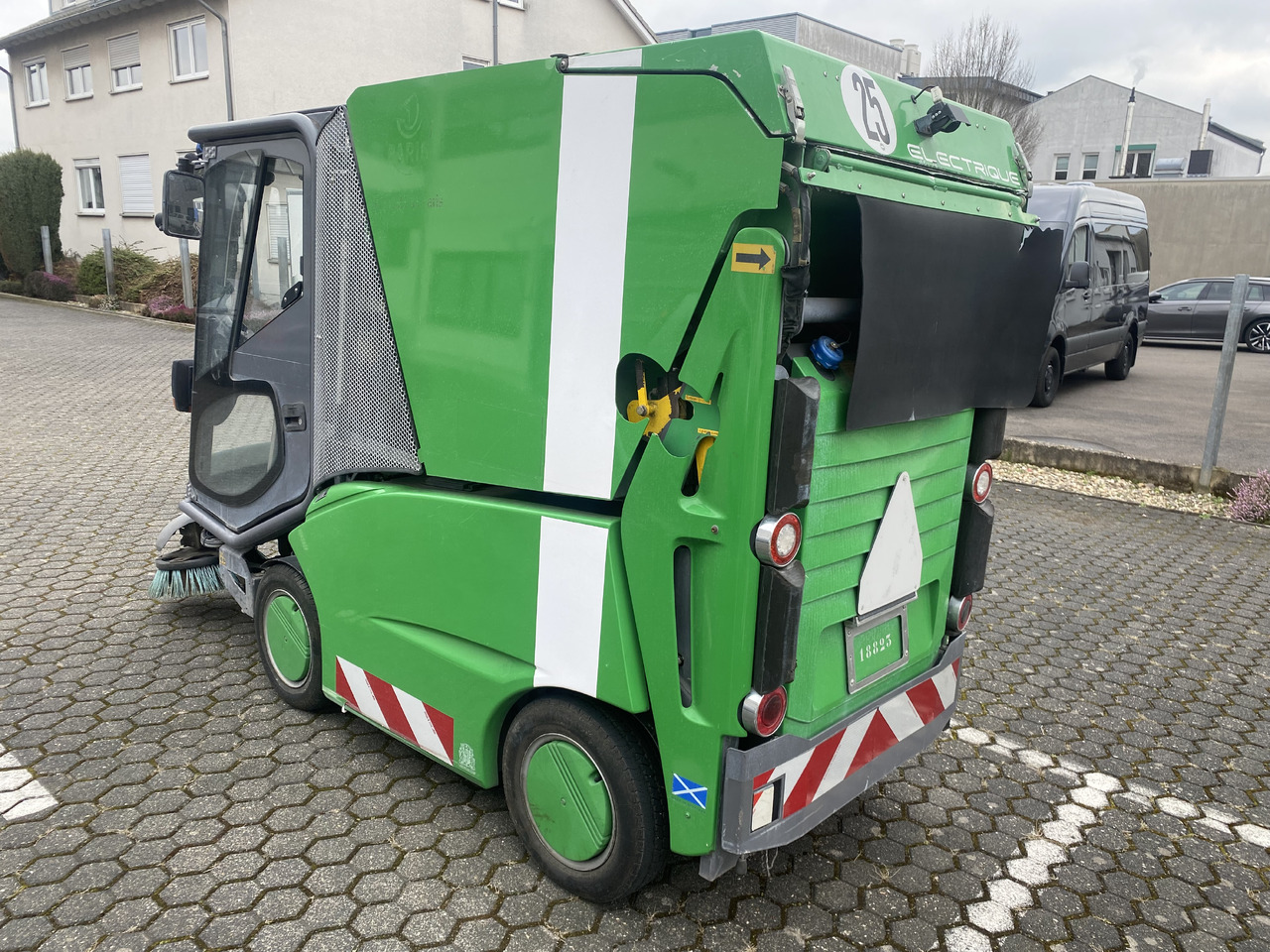 TENNANT Green Machines 500 ZE electric 500 ZE - Road sweeper: picture 3 TENNANT Green Machines 500 ZE electric 500 ZE - Road sweeper: picture 3
