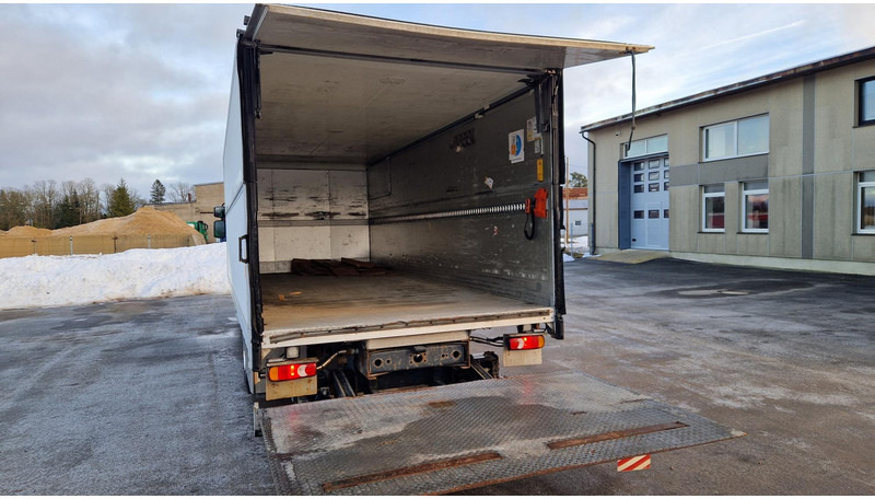 Volvo FL250 4X2 lifting box - Box truck: picture 5 Volvo FL250 4X2 lifting box - Box truck: picture 5