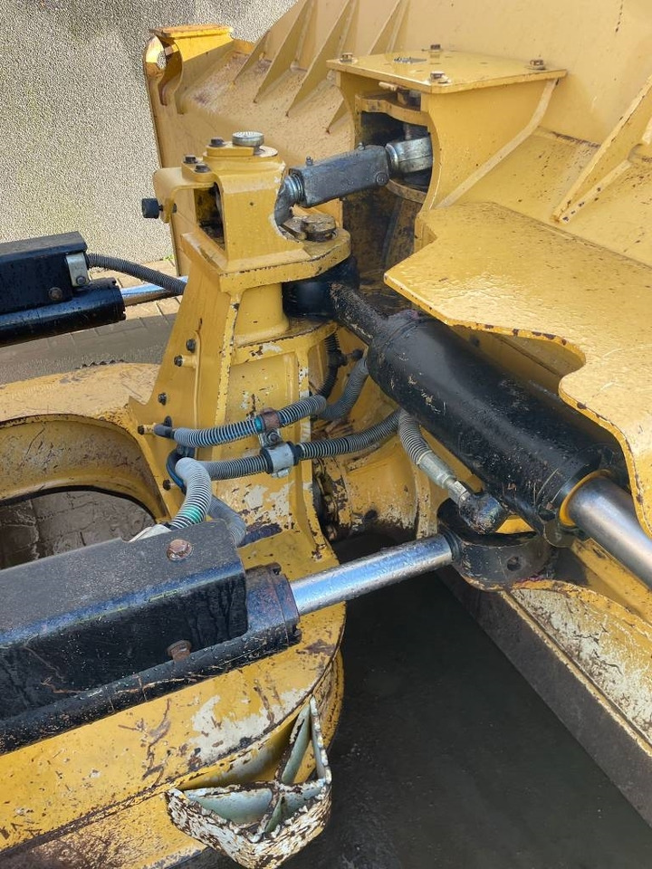 Lease a CAT D 6 K 2 LGP  CAT D 6 K 2 LGP: picture 19