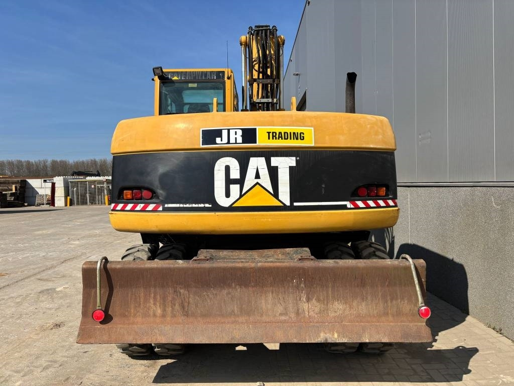 CAT M 313 C (Low verified hours) - Wheel excavator: picture 4 CAT M 313 C (Low verified hours) - Wheel excavator: picture 4