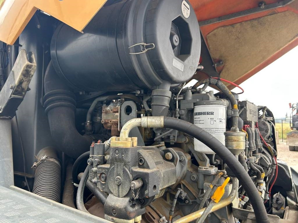 Lease a Liebherr L 550 (Comes with High-tip - Mit Hochkipper)  Liebherr L 550 (Comes with High-tip - Mit Hochkipper): picture 15