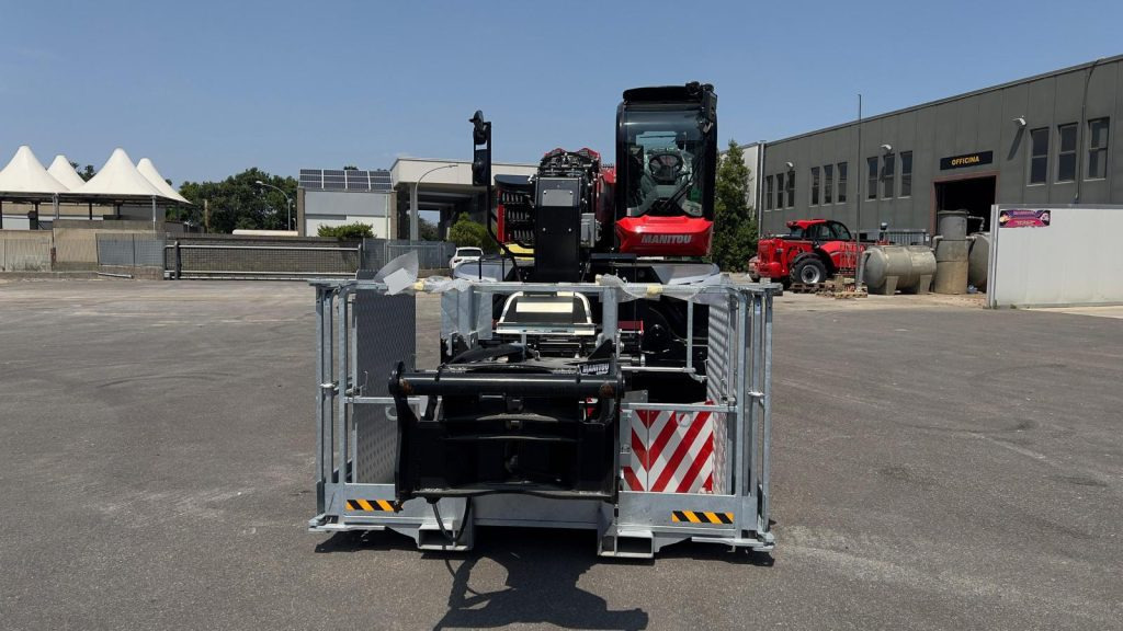 Telescopic handler MANITOU Manitou MRT 2660 Vision Plus: picture 19