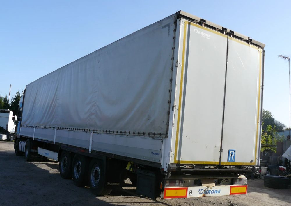 Krone SD - Curtainsider truck: picture 2 Krone SD - Curtainsider truck: picture 2