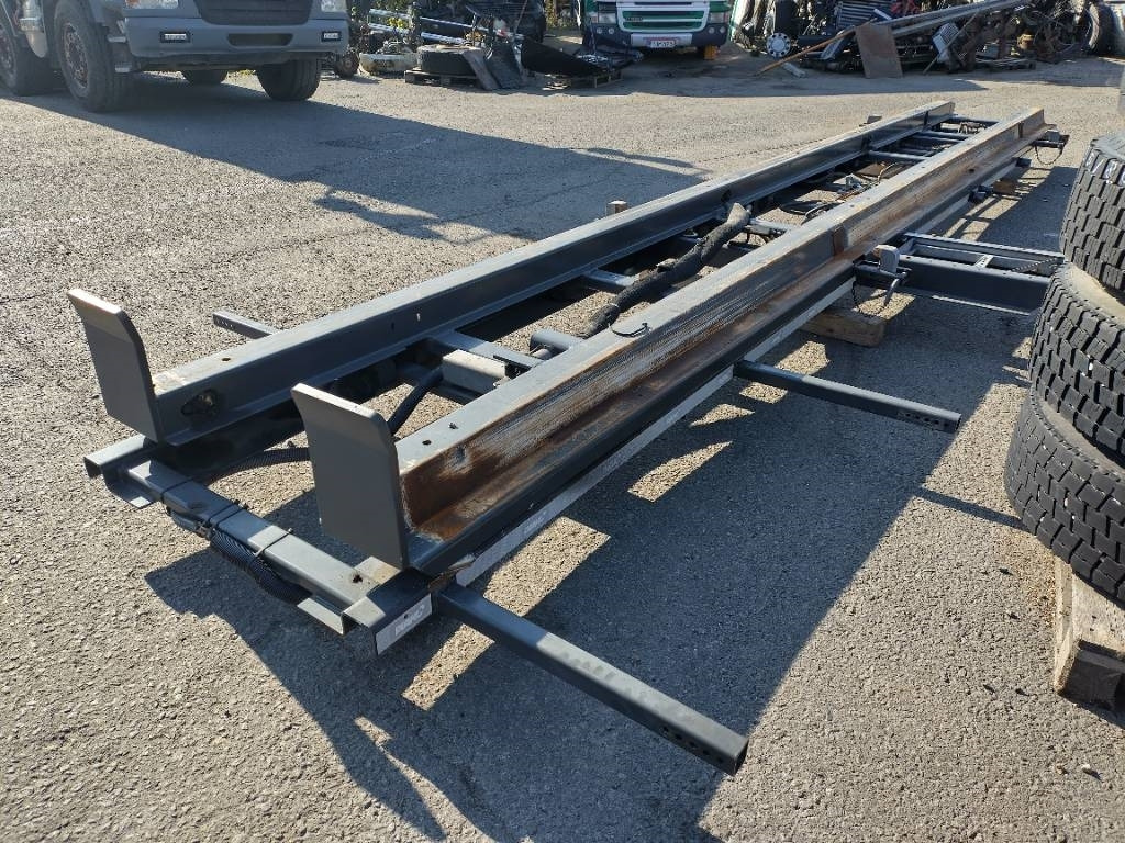 Piako Konttilaite+ pl nostin - Swap body/ Container: picture 1 Piako Konttilaite+ pl nostin - Swap body/ Container: picture 1