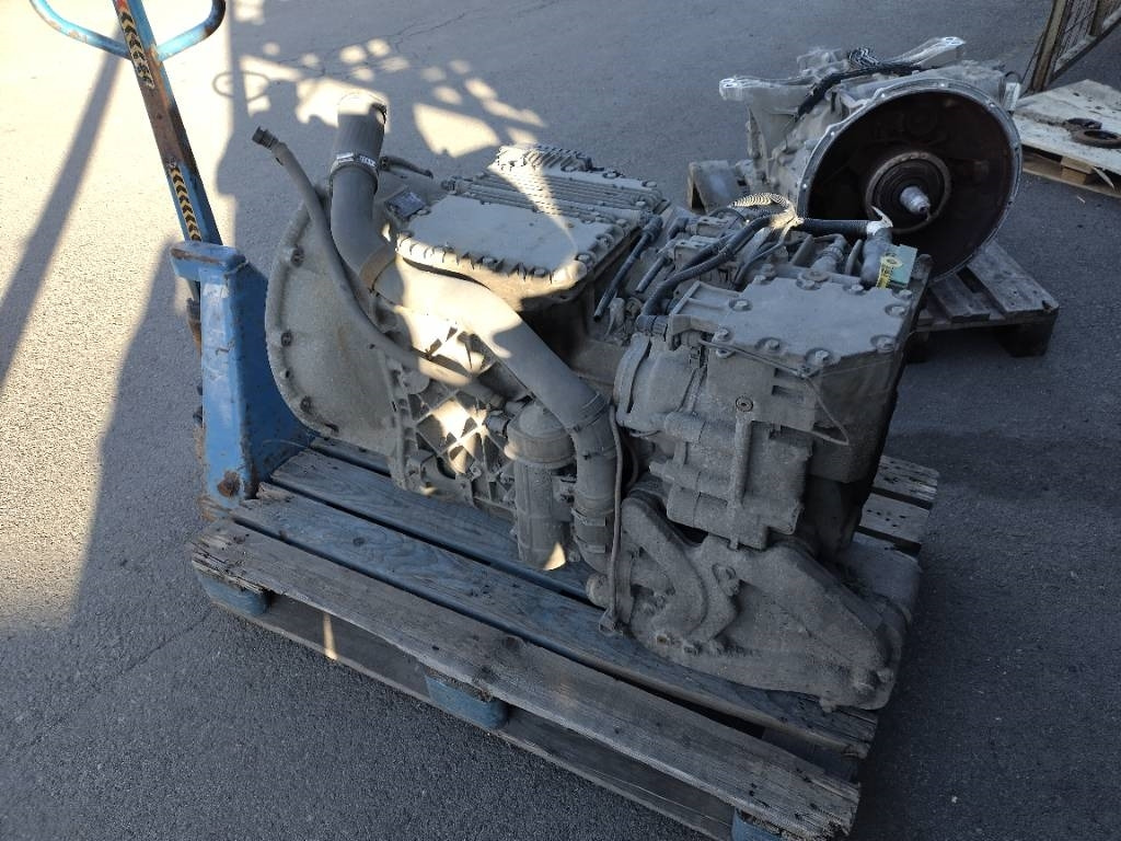 Volvo AT2612E hidastimella - Gearbox for Truck: picture 2 Volvo AT2612E hidastimella - Gearbox for Truck: picture 2
