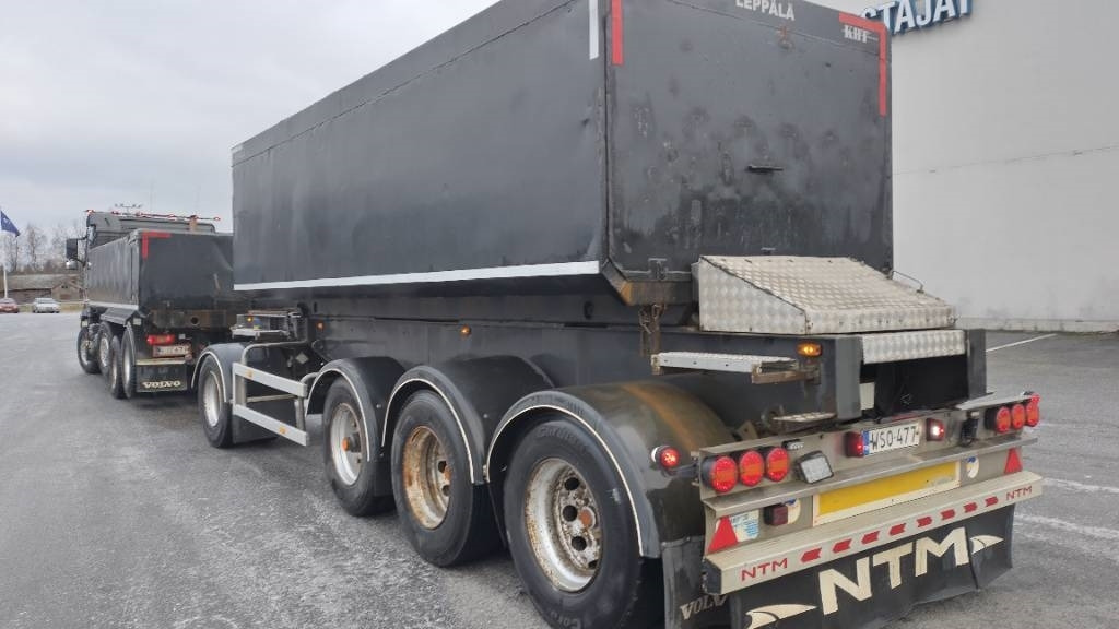 Volvo FH16 8x2 kasetti +4 aks kärry, KHT automaatti - Tipper: picture 3 Volvo FH16 8x2 kasetti +4 aks kärry, KHT automaatti - Tipper: picture 3