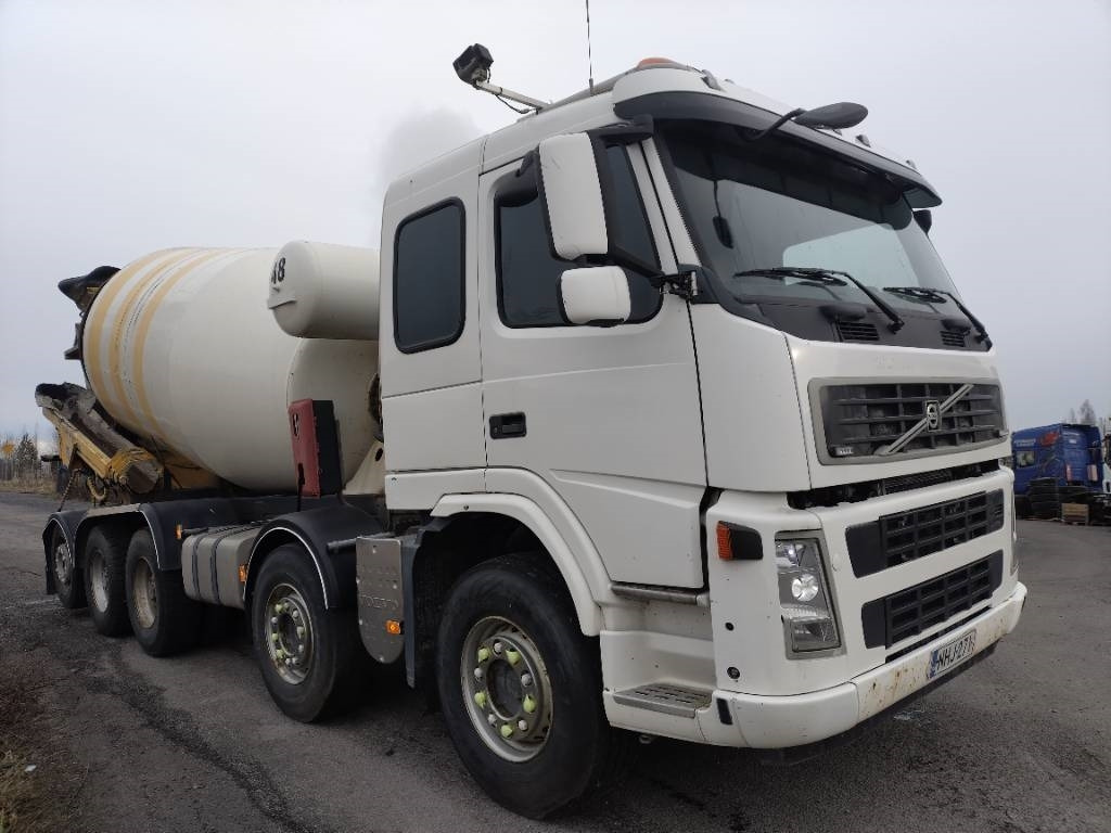 Volvo FM13 10*4 betoniauto,ränni - Concrete mixer truck: picture 2 Volvo FM13 10*4 betoniauto,ränni - Concrete mixer truck: picture 2