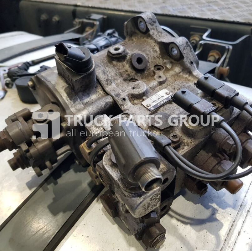 RENAULT Premium DCI, MIdlum DCI high pressure fuel pump, by BOSCH 044502 control unit - Fuel pump for Truck: picture 1 RENAULT Premium DCI, MIdlum DCI high pressure fuel pump, by BOSCH 044502 control unit - Fuel pump for Truck: picture 1