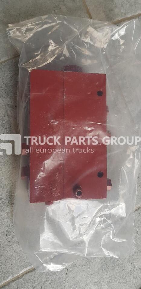 MAN F2000 valve block 82.47103-6003, ZF7763900101, 82471036003/ZF, 7763900105 - Spare parts for Truck: picture 1 MAN F2000 valve block 82.47103-6003, ZF7763900101, 82471036003/ZF, 7763900105 - Spare parts for Truck: picture 1