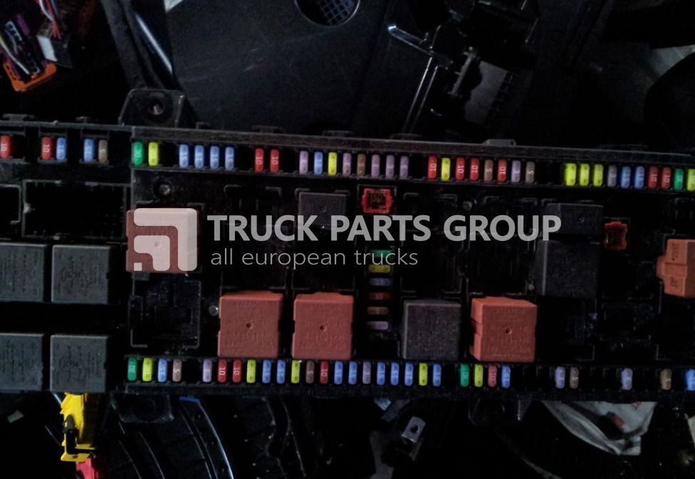 VOLVO FH4 EURO6, control unit, vehicle master control, VMCU, FRC, VMCU - ECU for Truck: picture 1 VOLVO FH4 EURO6, control unit, vehicle master control, VMCU, FRC, VMCU - ECU for Truck: picture 1