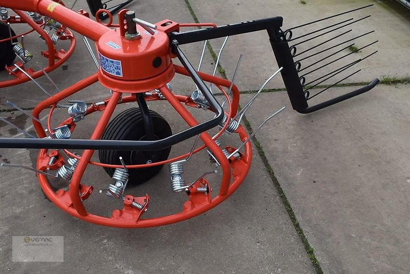 Boxer Heuwender 300cm Boxer HB275 Heuschwader Kreiselwender Schwader - Tedder/ Rake: picture 3 Boxer Heuwender 300cm Boxer HB275 Heuschwader Kreiselwender Schwader - Tedder/ Rake: picture 3