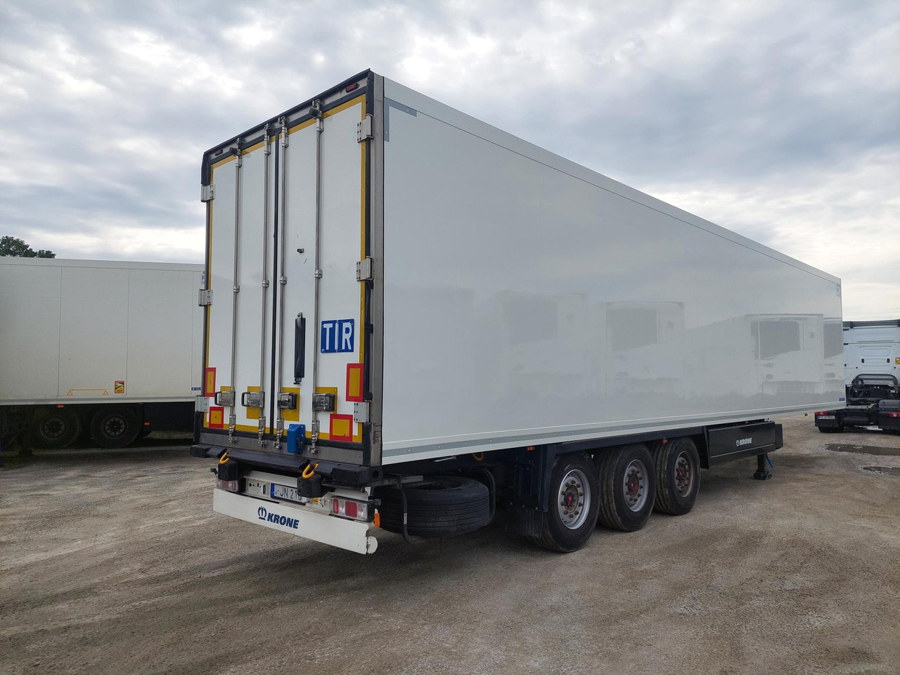 2018 Krone SDR Double Deck Cool Liner FP60 ThermoKing SLXi 300 Lifting Axle - Refrigerator semi-trailer: picture 5 2018 Krone SDR Double Deck Cool Liner FP60 ThermoKing SLXi 300 Lifting Axle - Refrigerator semi-trailer: picture 5