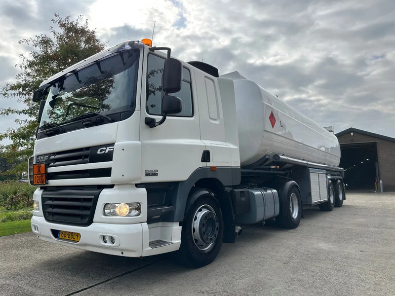 DAF CF 85.360 / NL TRUCK COMBI WITH NL TRAILER DIJSEL / 5 COMP. 37,2 m3 / EURO 5 - Tank truck: picture 1 DAF CF 85.360 / NL TRUCK COMBI WITH NL TRAILER DIJSEL / 5 COMP. 37,2 m3 / EURO 5 - Tank truck: picture 1