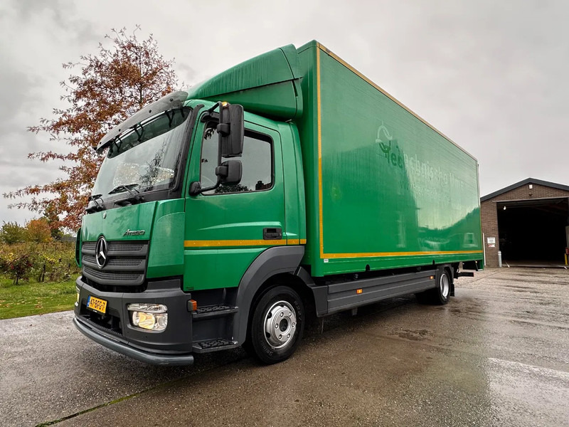 Mercedes-Benz Atego 1018 / NL TRUCK / EURO 6 / ONLY 100.000KM! / BOX+LIFT+SIDE DOOR / CLIMA / AUTOMATIC - Box truck: picture 1 Mercedes-Benz Atego 1018 / NL TRUCK / EURO 6 / ONLY 100.000KM! / BOX+LIFT+SIDE DOOR / CLIMA / AUTOMATIC - Box truck: picture 1