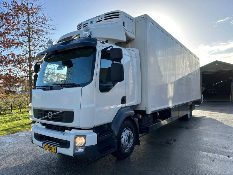 Volvo FL / THERMOKING TS 300 + HEATER FOR PLANTS / EURO5 / SIDE DOOR - Refrigerator truck: picture 1 Volvo FL / THERMOKING TS 300 + HEATER FOR PLANTS / EURO5 / SIDE DOOR - Refrigerator truck: picture 1