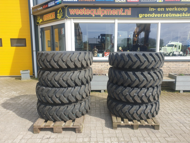 Wielkraanbanden Kumho 10.00-20 - Tire for Excavator: picture 1 Wielkraanbanden Kumho 10.00-20 - Tire for Excavator: picture 1