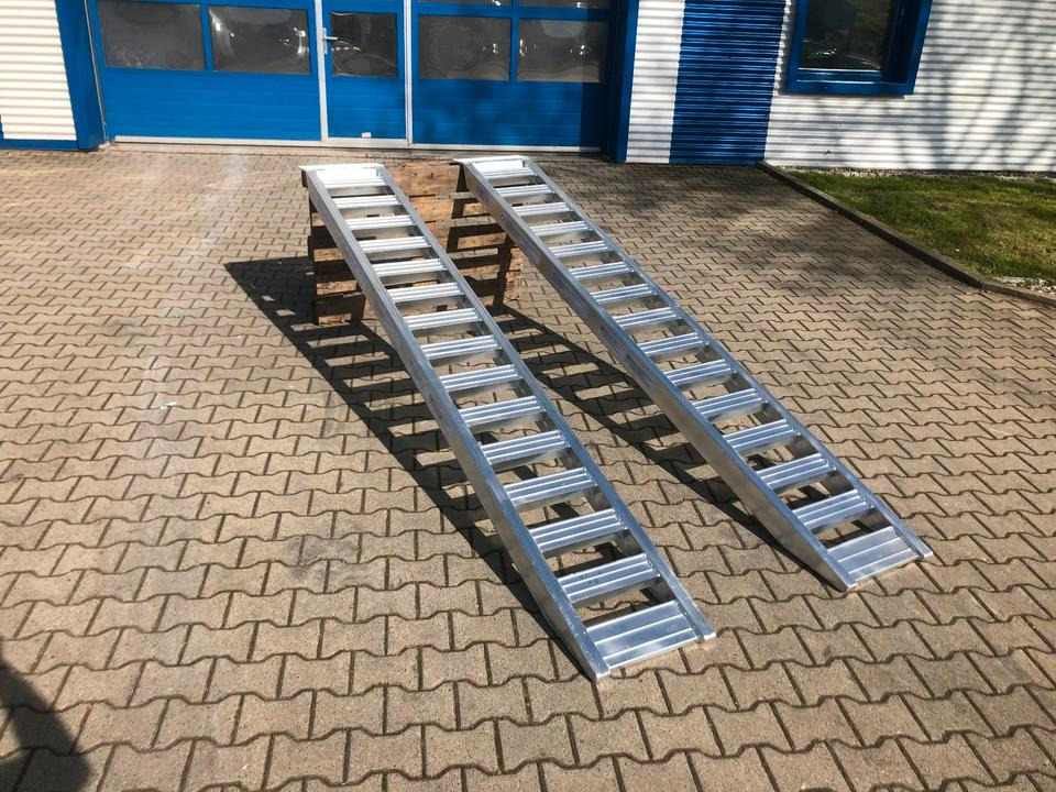 Alurampen Satz 3m 3000KG Minibagger Minilader Quad Auffahrrampe *INKL.19% MWST* - Loading ramp: picture 5 Alurampen Satz 3m 3000KG Minibagger Minilader Quad Auffahrrampe *INKL.19% MWST* - Loading ramp: picture 5