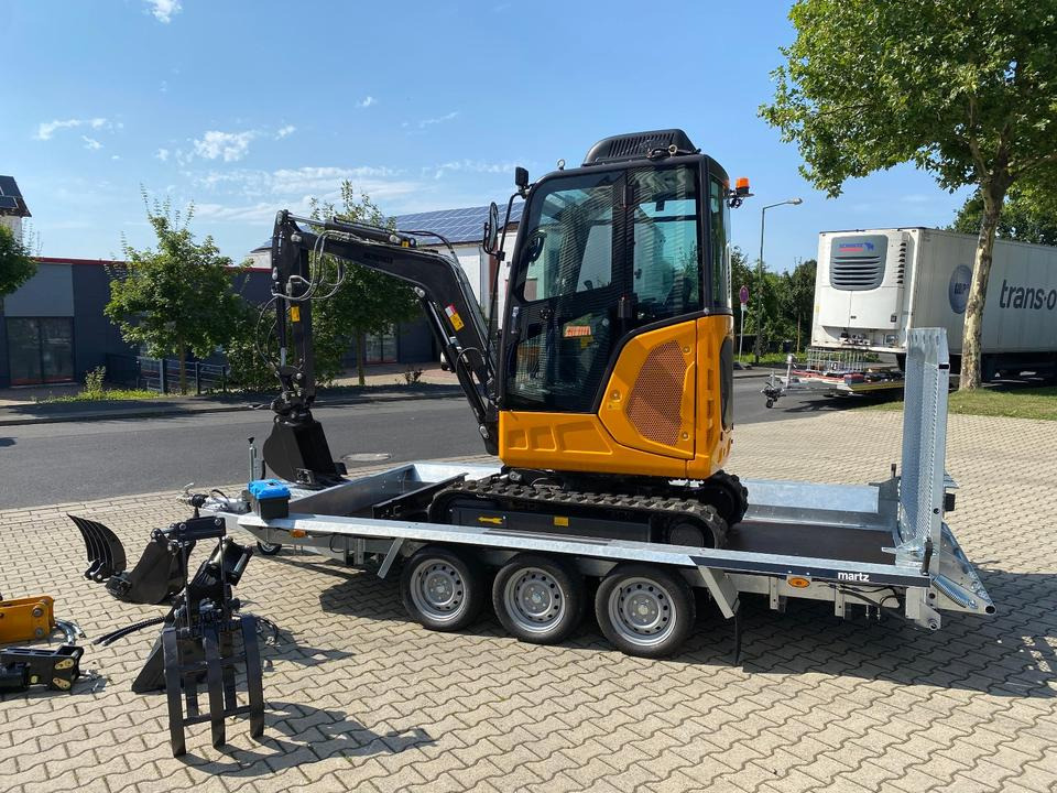 Minibagger BK2800ASR + Tieflader + Zubehör *INKL.19% MWST*BERGER KRAUS*KUBOTA*SCHWENKARM* VERSTELLFAHRWERK*KLIMA* - Mini excavator: picture 4 Minibagger BK2800ASR + Tieflader + Zubehör *INKL.19% MWST*BERGER KRAUS*KUBOTA*SCHWENKARM* VERSTELLFAHRWERK*KLIMA* - Mini excavator: picture 4