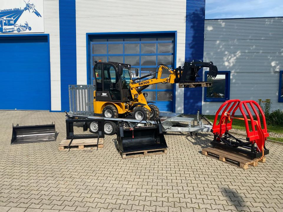 Radlader/Hoflader BK906 Kabine inkl. Tieflader und großem Zubehörpaket *INKL.19% MWST*BERGER KRAUS*PERKINS*CE*SOFORT!* - Compact loader, Trailer: picture 2 Radlader/Hoflader BK906 Kabine inkl. Tieflader und großem Zubehörpaket *INKL.19% MWST*BERGER KRAUS*PERKINS*CE*SOFORT!* - Compact loader, Trailer: picture 2
