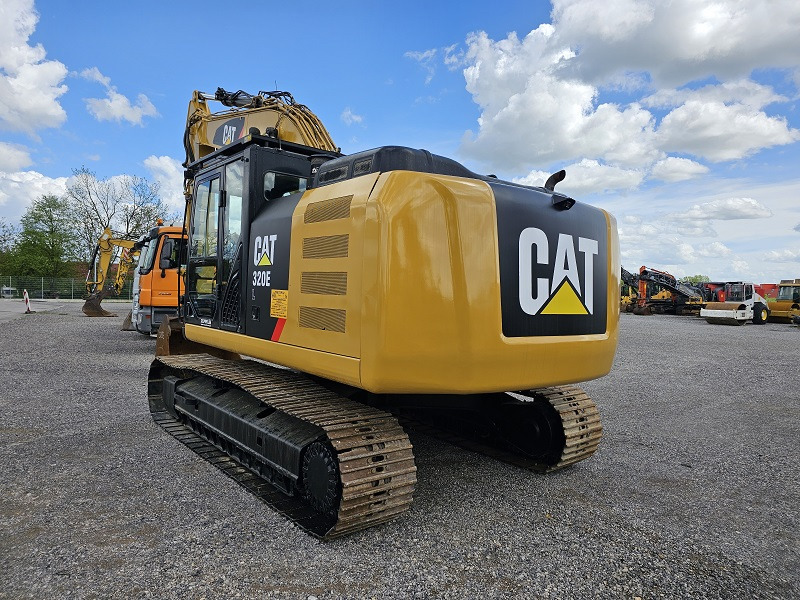 CATERPILLAR 320EL - Crawler excavator: picture 3 CATERPILLAR 320EL - Crawler excavator: picture 3