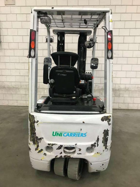 Unicarriers TX 3/18 - Electric forklift: picture 3 Unicarriers TX 3/18 - Electric forklift: picture 3