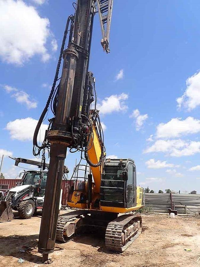 GEAX EK75 - Drilling rig: picture 2 GEAX EK75 - Drilling rig: picture 2